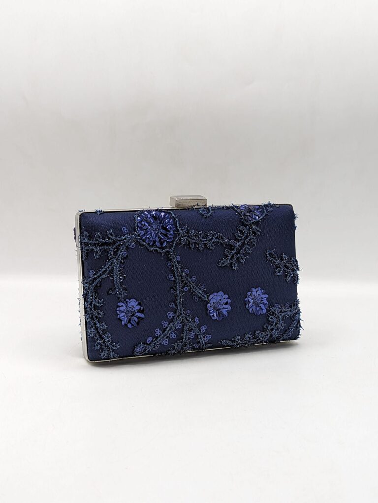 Dana Cut Clutch