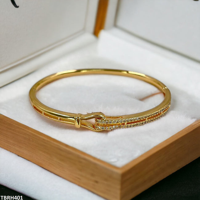 DOUBLE LAYERED BRACELET OPENABLE