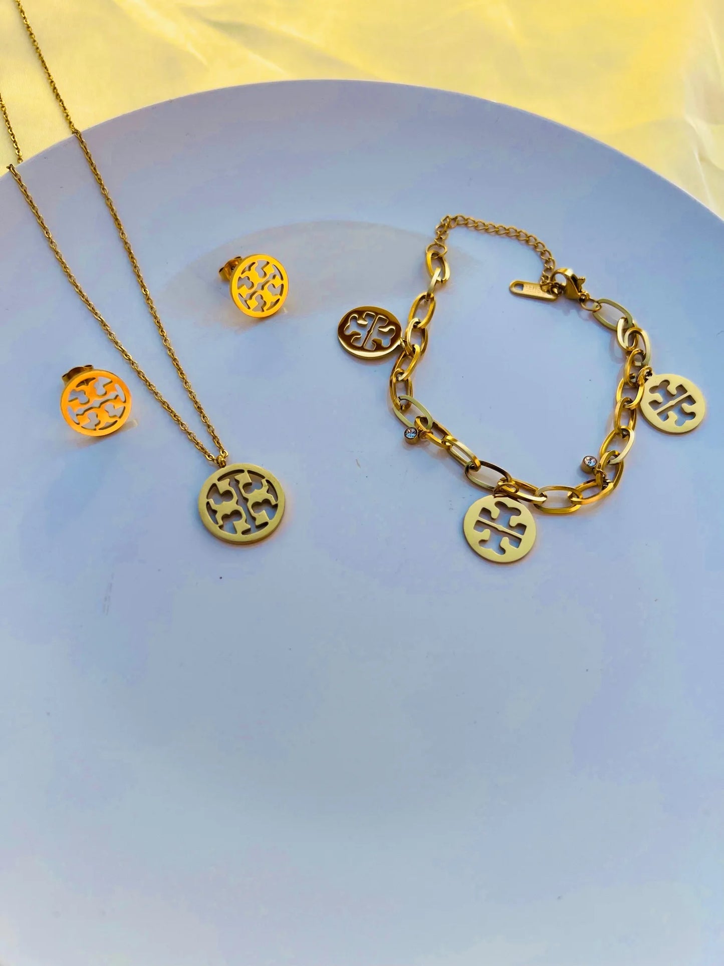 TORY BURCH GOLD SET