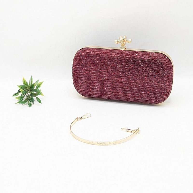 OVAL ZIRCON CLUTCH