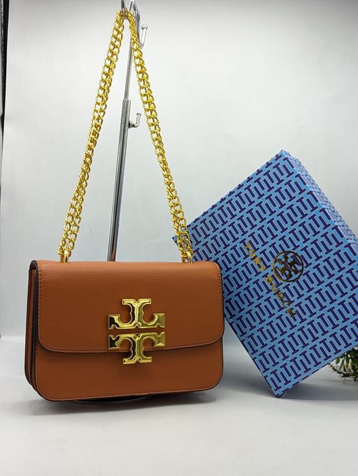 CURVE CROSSBODY